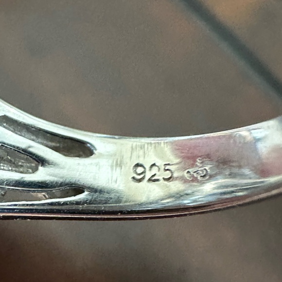 Victoria Wieck Aquamarine Ring. Set in Sterling Silver. Size 7 - Picture 9 of 9